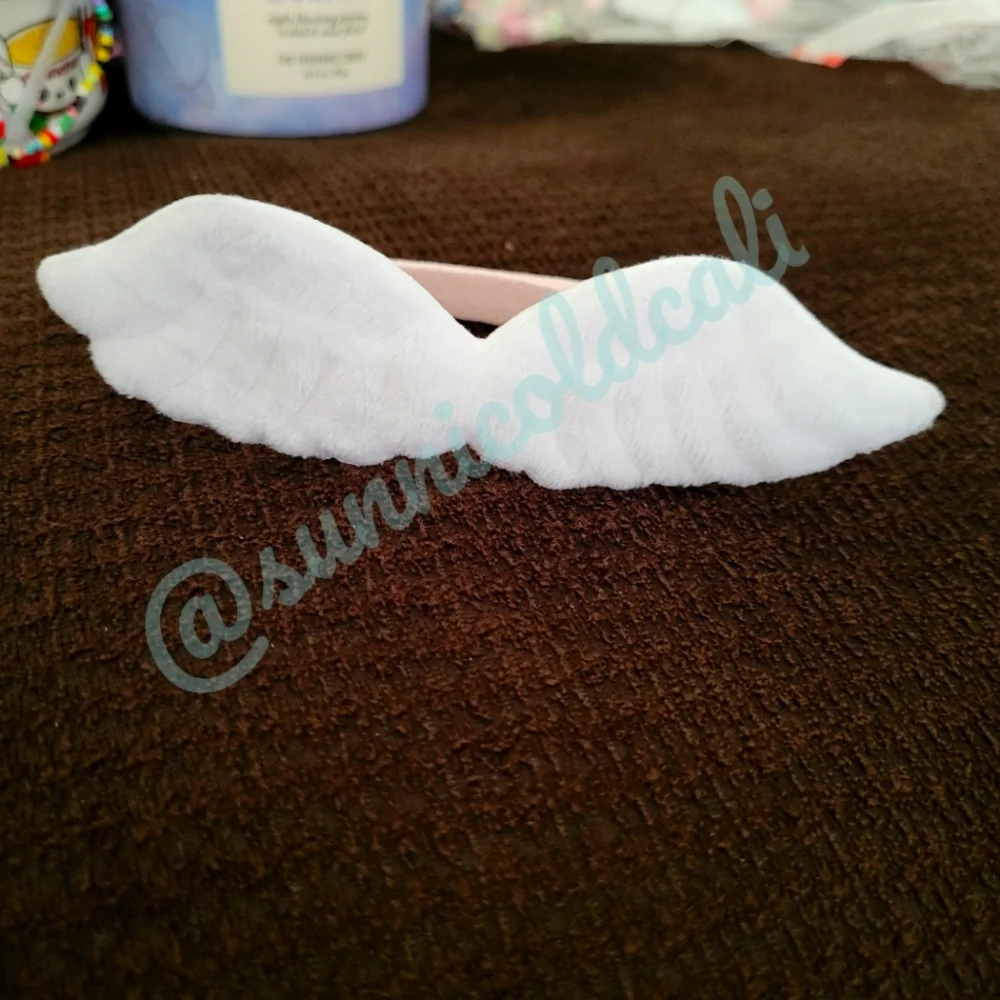 White angel wings for pet